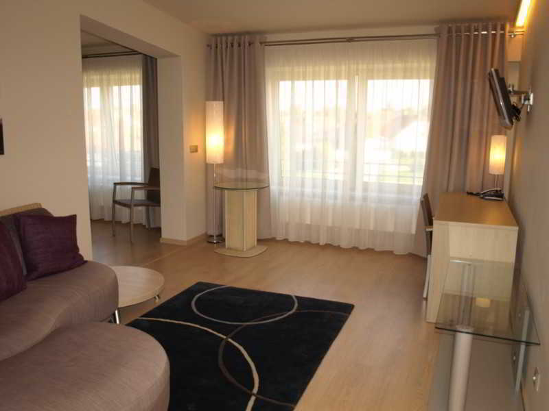 Modra Stodola Contactless Check-In Hotel Horomerice Exterior photo