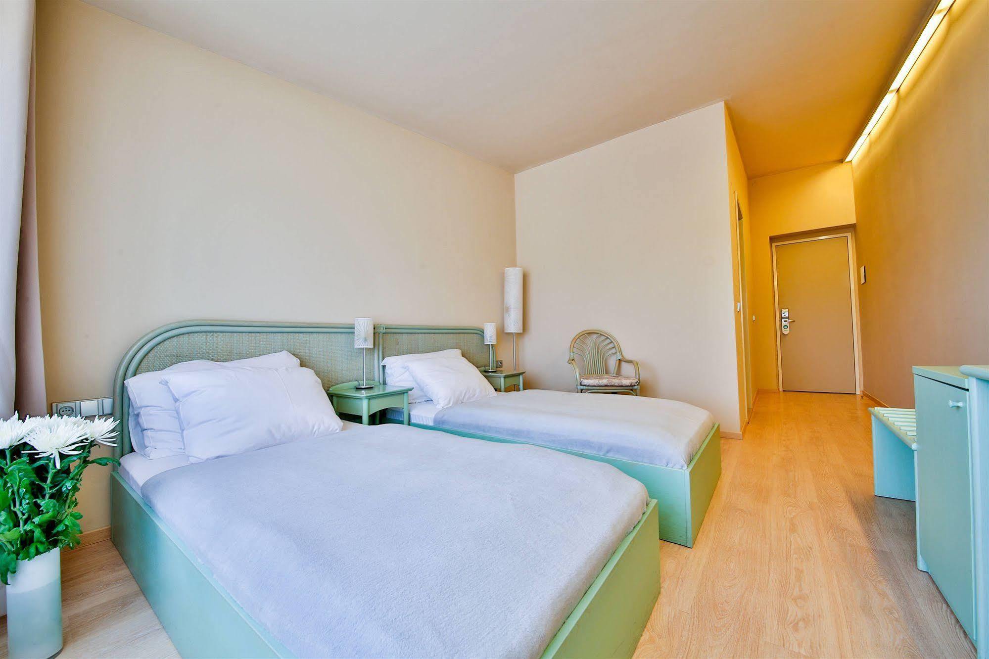 Modra Stodola Contactless Check-In Hotel Horomerice Exterior photo